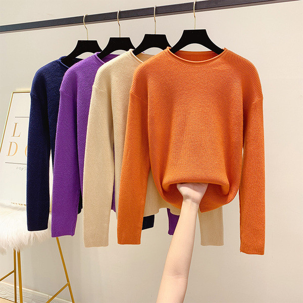 Μοντέρνο γυναικείο πουλόβερ με στρογγυλη λαιμόκοψη σε τέσσερα χρώματα