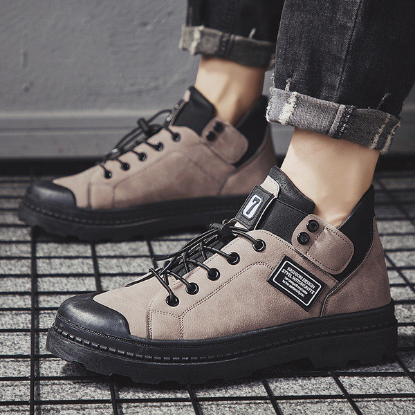 Μοντέρνα χειμερινά ανδρικά παπούτσια με κορδόνια και παχιά σόλα σε τρία χρώματα