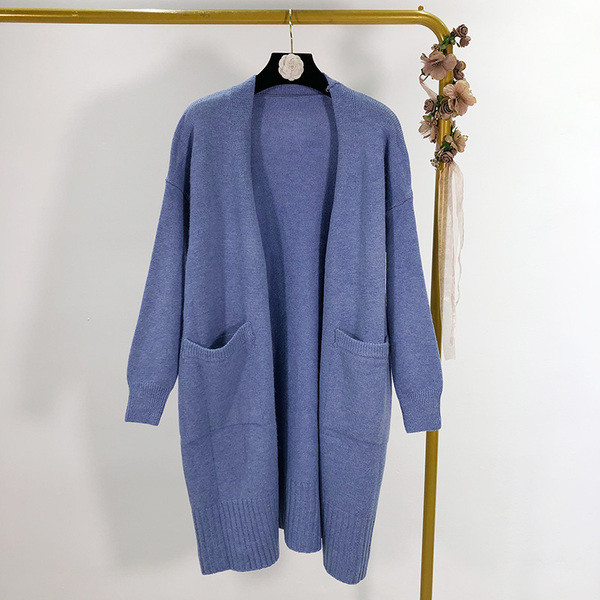 Vestă lungă fără închidere în gri, albastru și bej