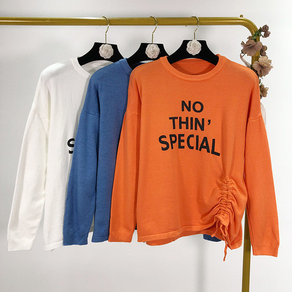 Φαρδύ μπλούζα με κορδόνια και γράμματα σε τρία χρώματα