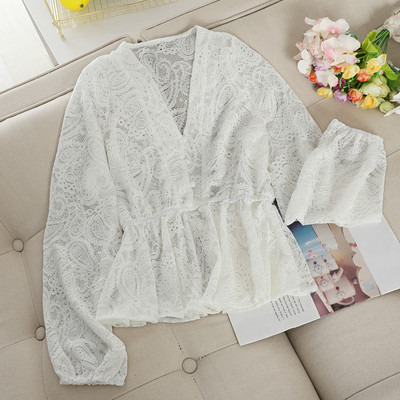 Μοντέρνο γυναικείο πουκάμισο με δαντέλα με κουμπιά σε τρία χρώματα