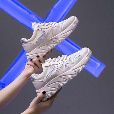 Дамски модерни маратонки с висока подметка  в няколко цвята 