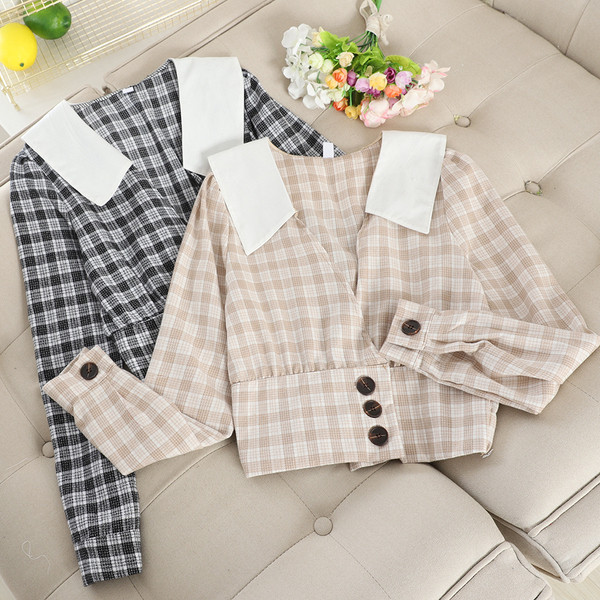 Női kockás ing V-nyakkal és gombokkal