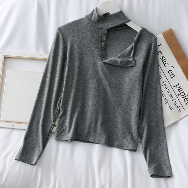 Bluza de dama moderna cu nasturi si guler inalt in trei culori