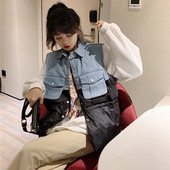 Vesta casual dama cu nasturi si bucati din denim