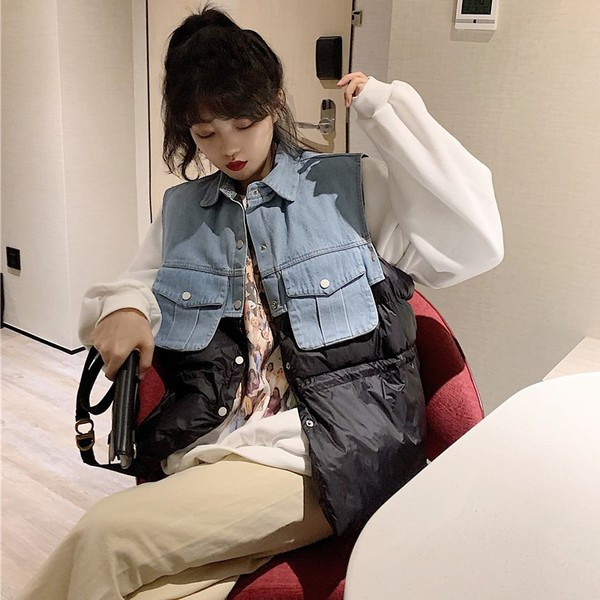 Vesta casual dama cu nasturi si bucati din denim