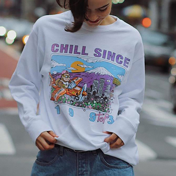 Νέο μοντέλο καθημερινό γυναικείο φούτερ με εκτύπωση και κουκούλα σε λευκό χρώμα