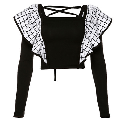 Μοντέρνα γυναικεία μπλούζα με τετράγωνη λαιμόκοψη σε μαύρο χρώμα