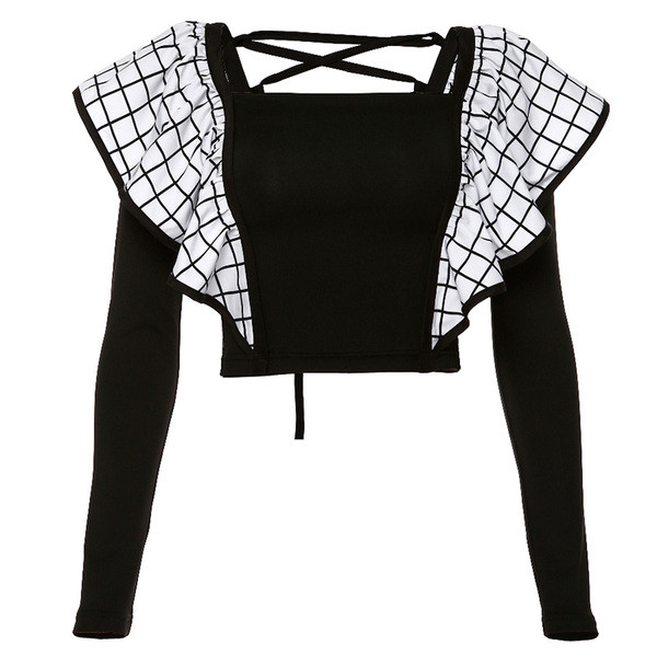 Μοντέρνα γυναικεία μπλούζα με τετράγωνη λαιμόκοψη σε μαύρο χρώμα