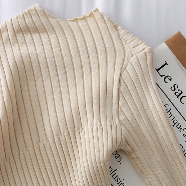 Pulover casual dama cu model asimetric decolteu oval