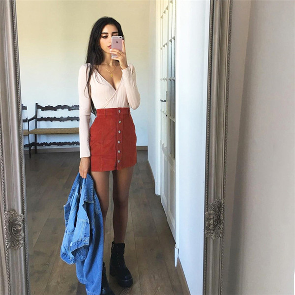 Fusta de dama casual model nou cu nasturi in rosu