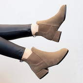 Γυναικείες μπότες σουέτ με παχύ χαμηλό τακούνι σε μαύρο και μπεζ χρώμα