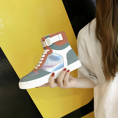 Alkalmi női tornacipő két színben matricával