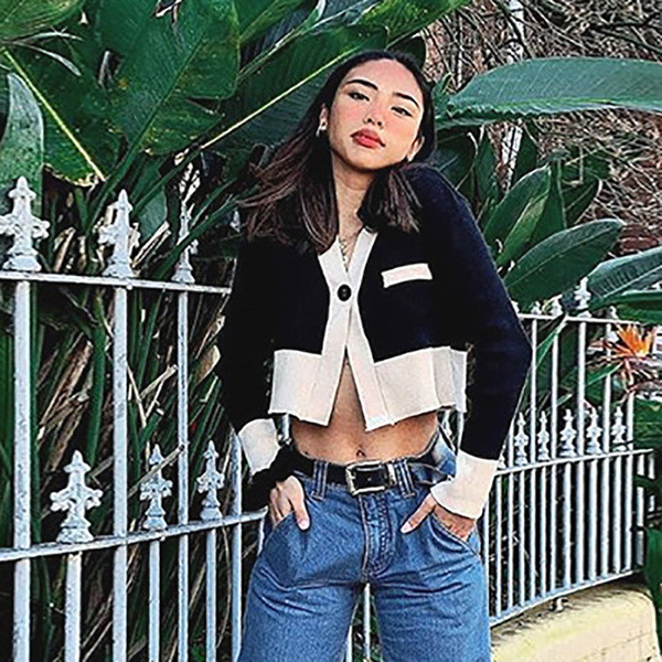 Нов модел модерна дамска жилетка - къс модел