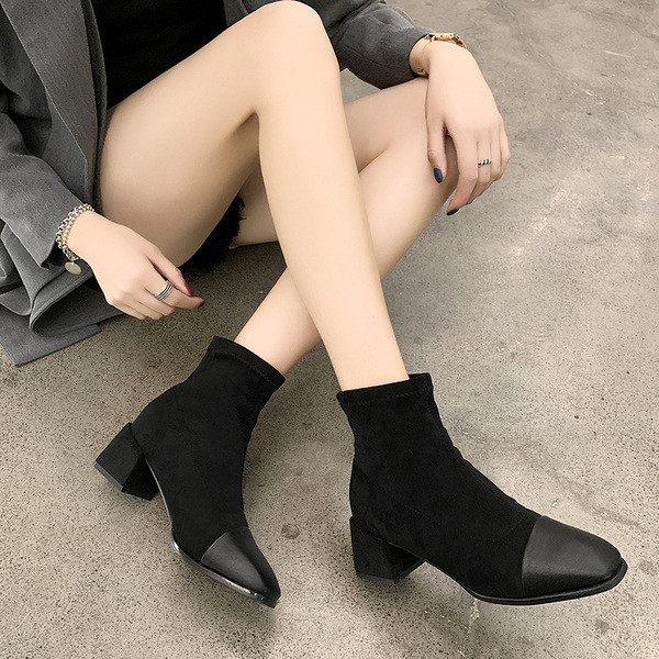 Cizme de damă elegante de piele intoarsa cu toc gros, in negru si bej