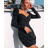 Stílusos női ruha hosszú ujjú fekete színben