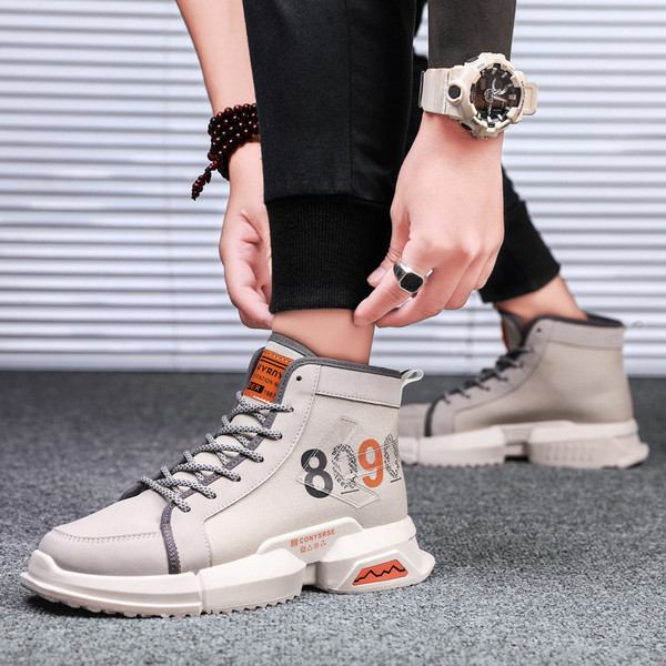 Alkalmi női tornacipő fűzővel és vastag talppal, fekete és szürke színben