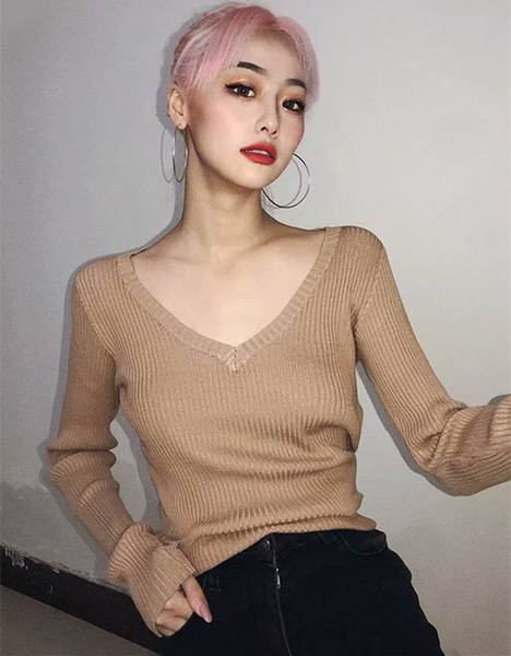 Νέο μοντέλο μοντέρνο γυναικείο  πουλόβερ  με λαιμόκοψη - διάφορα χρώματα