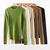 Μοντέρνο γυναικείο πουλόβερ με χαμηλό περιλαίμιο - σε διάφορα χρώματα