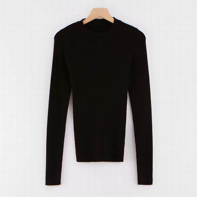 Μοντέρνο γυναικείο πουλόβερ με χαμηλό περιλαίμιο - σε διάφορα χρώματα