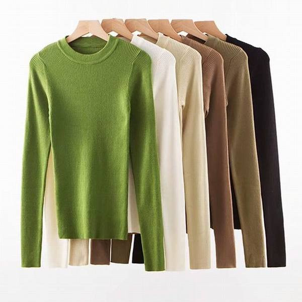 Μοντέρνο γυναικείο πουλόβερ με χαμηλό περιλαίμιο - σε διάφορα χρώματα
