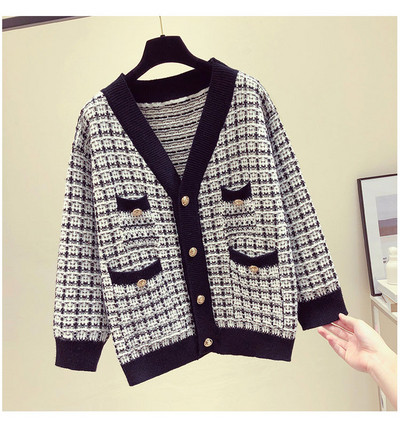 Vesta de dama moderna cu nasturi si buzunar in trei culori