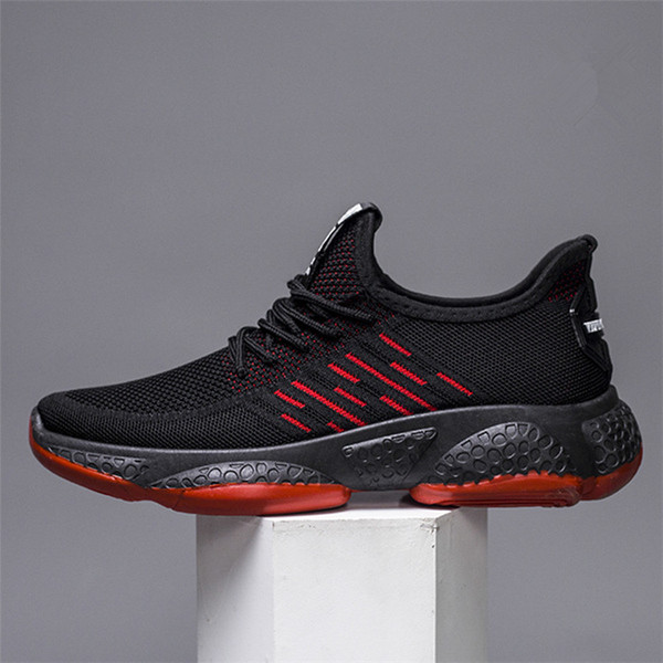 Ellentmondásos férfi tornacipő vastag talppal, két színben