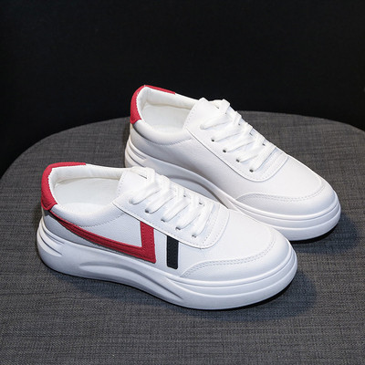 Casual γυναικεία αθλητικά παπούτσια σε λευκό χρώμα