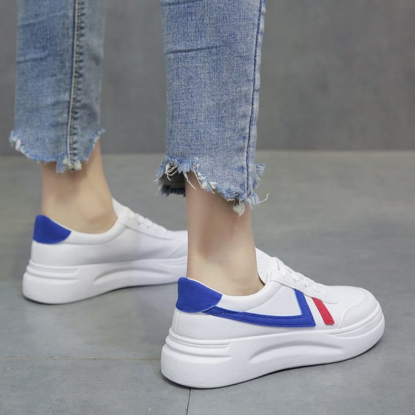 Casual γυναικεία αθλητικά παπούτσια σε λευκό χρώμα