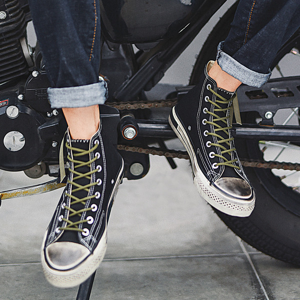 NOUL model de adidasi casual barbatesti cu sireturi si fermoar in doua culori