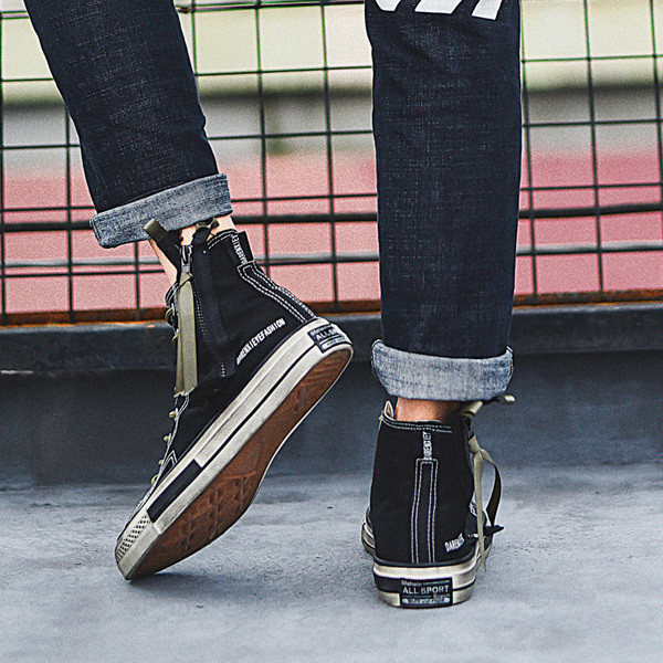 NOUL model de adidasi casual barbatesti cu sireturi si fermoar in doua culori