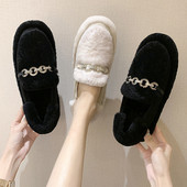 Fém elemes női téli cipő fekete-fehér színben