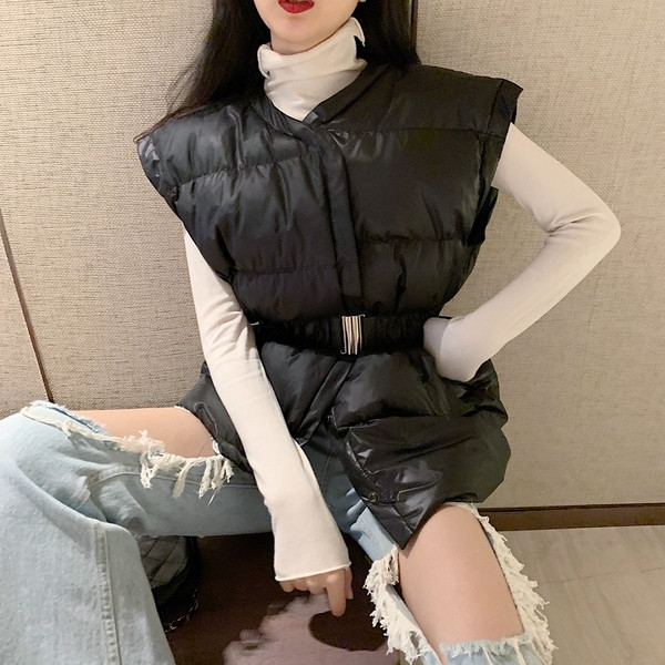 Γυναικείο φαρδύ γιλέκο σε δύο χρώματα με ελαστική  μέση και ζώνη