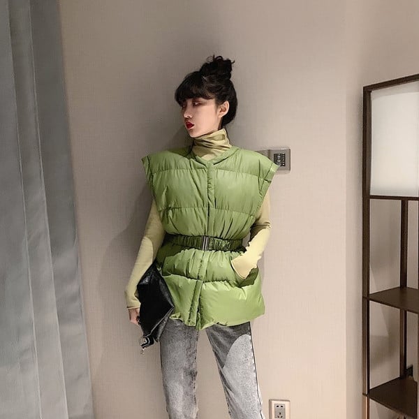 Γυναικείο φαρδύ γιλέκο σε δύο χρώματα με ελαστική  μέση και ζώνη