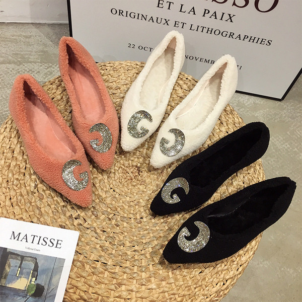 Alkalmi női cipő pehely és fém elemekkel