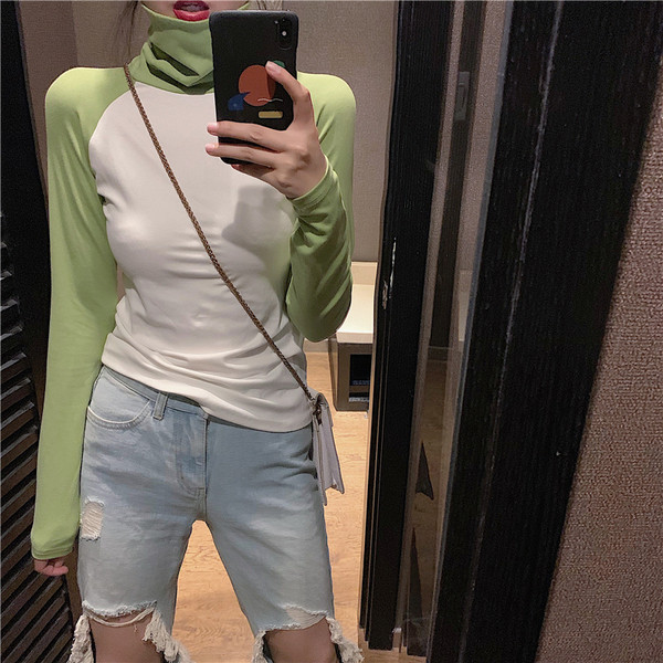 Γυναικεία σλιμ μπλούζα  σε δύο χρώματα