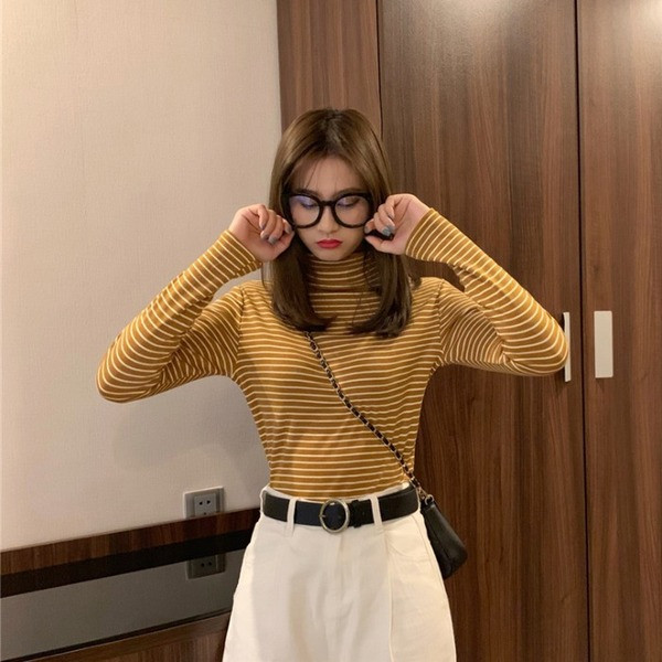 Bluza de dama in dungi cu guler polo in mai multe culori