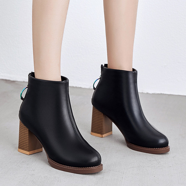 Cizme de dama din piele cu toc gros si fermoar in negru si maro