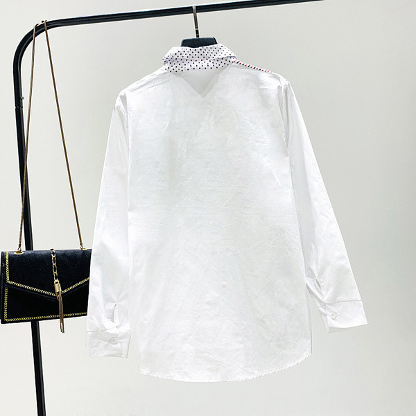 Új modell modern női ing hímzéssel és klasszikus gallérral