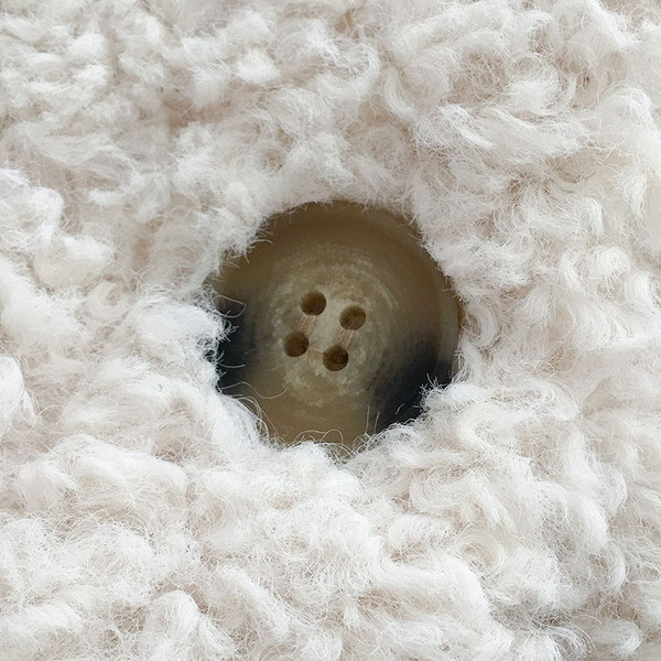 Palton casual de dama cu guler inalt si nasturi in alb si albastru