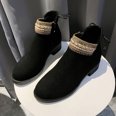 Γυναικείες μπότες σουέτ με κεντήματα σε μαύρο και μπεζ χρώμα