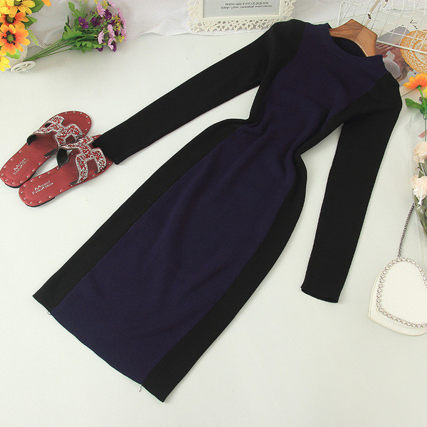 Női alkalmi ruha ovális nyakkivágással és hosszú ujjakkal, különböző színekben