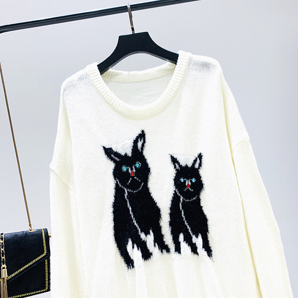 Pulover de dama model nou cu broderie si decolteu O in alb, galben, mov si negru