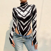 Modern női body fekete-fehér pólógallérral