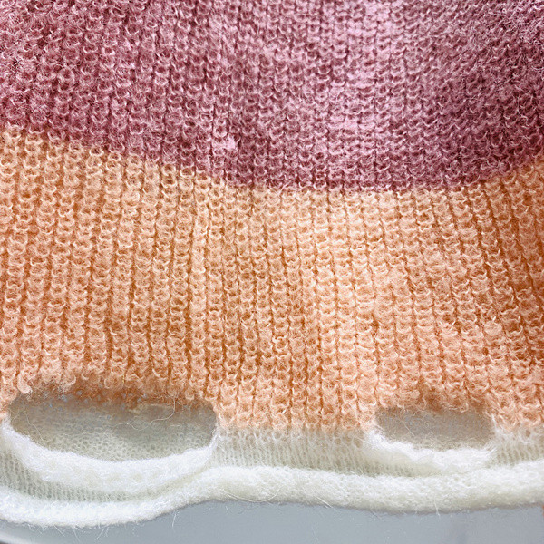 Νέο μοντέλο ριγέ γυναικείο  πουλόβερ με λαιμόκοψη - μακρύ μοντέλο