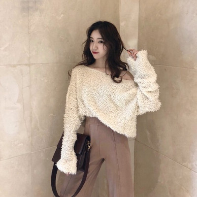 Φαρδύ χνουδωτό πουλόβερ σε δύο χρώματα