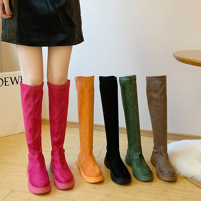 Γυναικείες μπότες βελούδο σε διάφορα χρώματα