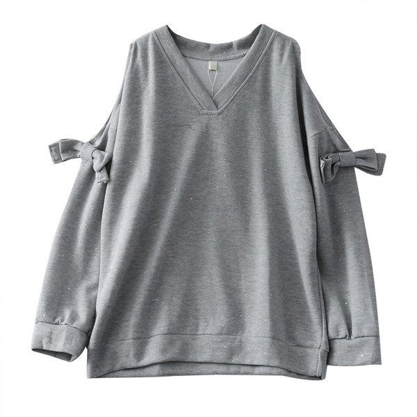 Μοντέρνα γυναικεία μπλούζα με γυμνά ώμους και κορδέλες σε γκρι, λευκό και μαύρο χρώμα