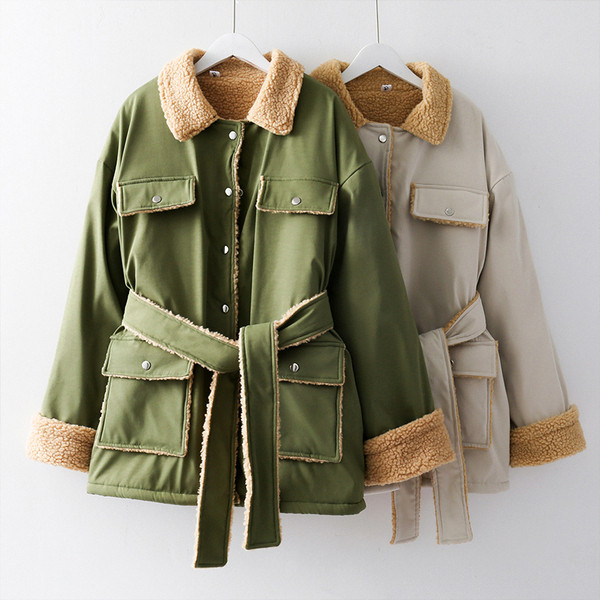 Palton de dama modern cu curea si nasturi in trei culori