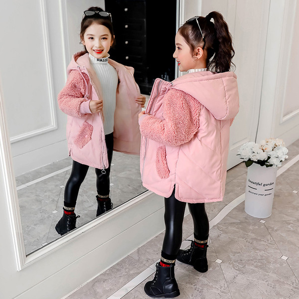 Új modell modern gyerekkabát kapucnival zöld és rózsaszín színben